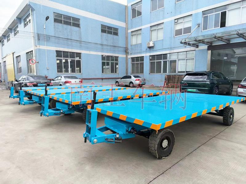 6吨XINGKONGSPORT蓝色 带减震带刹车工具拖车