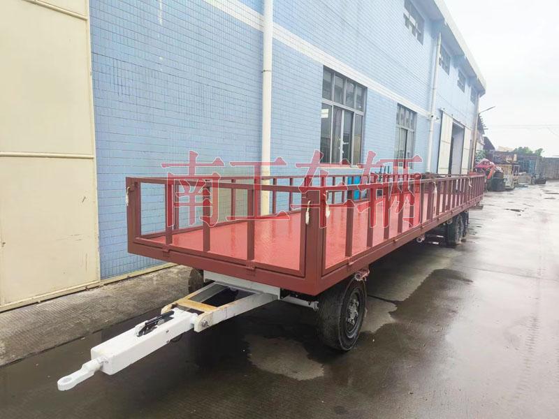 7吨XINGKONGSPORT牵引工具拖车 带护栏减震刹车功能拖车