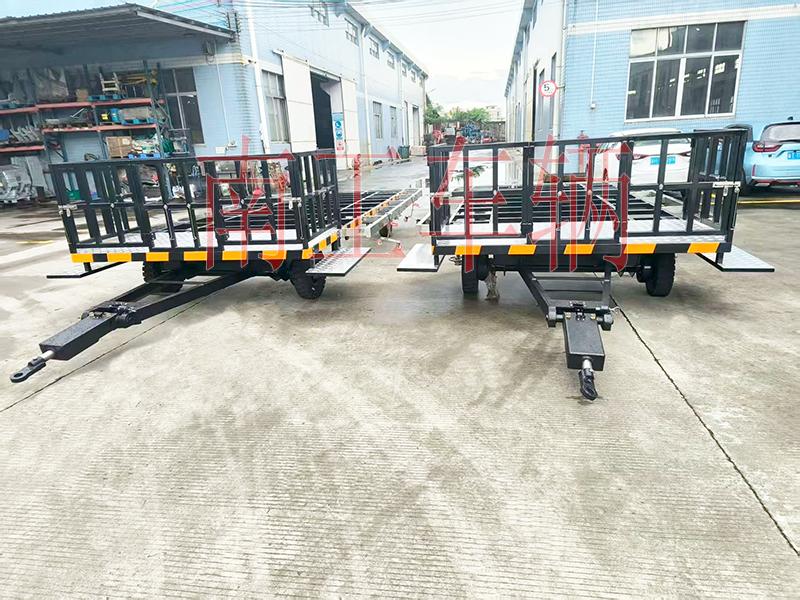 5吨带不锈钢配件牵引XINGKONGSPORT 护栏型全挂车