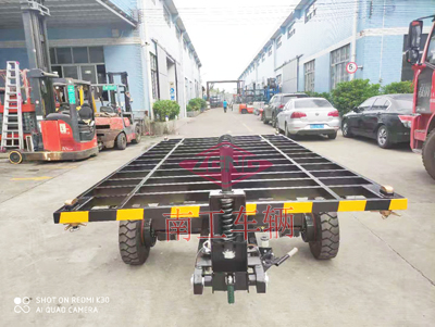 5吨骨架式XINGKONGSPORT移动房车底盘I.jpg