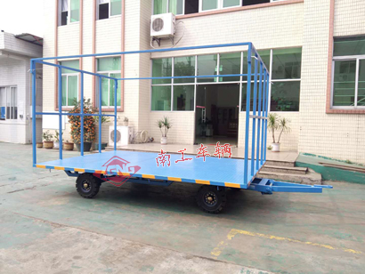 3吨前后高护栏全挂XINGKONGSPORT3I.jpg