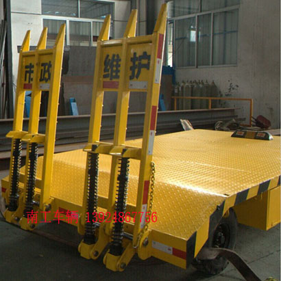 3吨带登车桥XINGKONGSPORT4 I.jpg