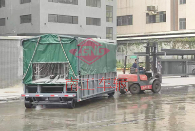 升降雨篷XINGKONGSPORT6I.jpg