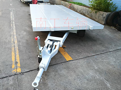 大型船体运输XINGKONGSPORT3I.jpg