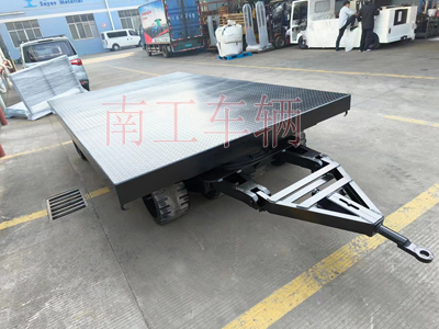 30吨重型XINGKONGSPORT 环保实心轮胎4I.jpg