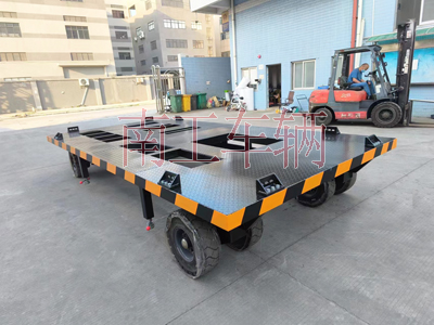 10吨预制方舱XINGKONGSPORT 拖车底盘2I.jpg