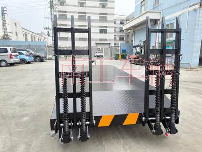 6吨带爬梯移动XINGKONGSPORT3I.jpg