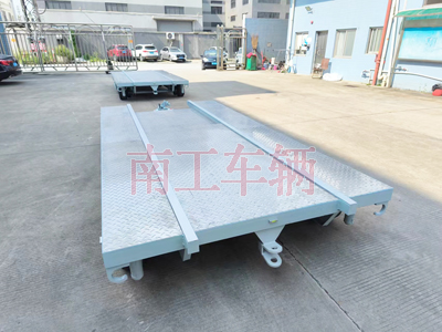 船体艉段运输XINGKONGSPORT2I.jpg
