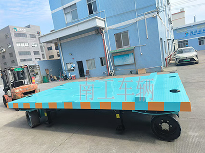 18吨重型XINGKONGSPORT 四个转盘工具拖车3I.jpg