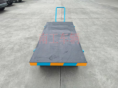 3吨小型XINGKONGSPORT 带橡胶垫工具车3I.jpg