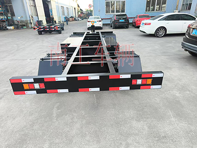 10吨自走式拖车底盘 电动XINGKONGSPORT2I.jpg